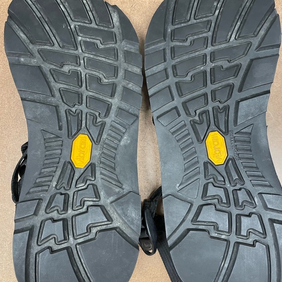 Chaco sandals - Picture 2 of 7